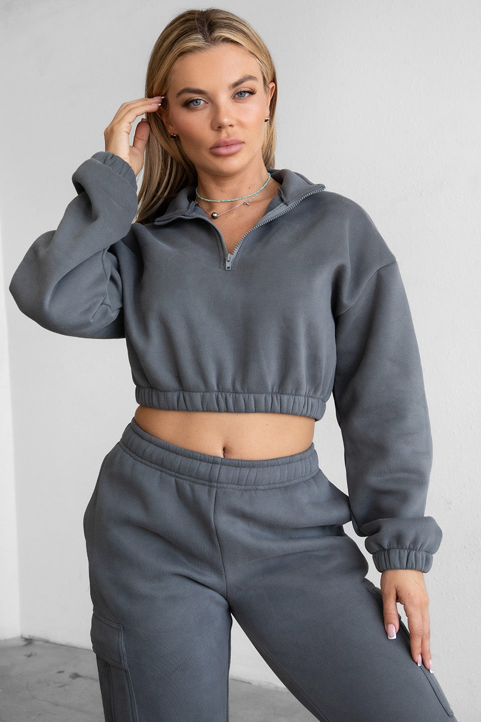 TIC TOC  Gray cropped zip-up sweater, semi-loose fit, with elastic hems.