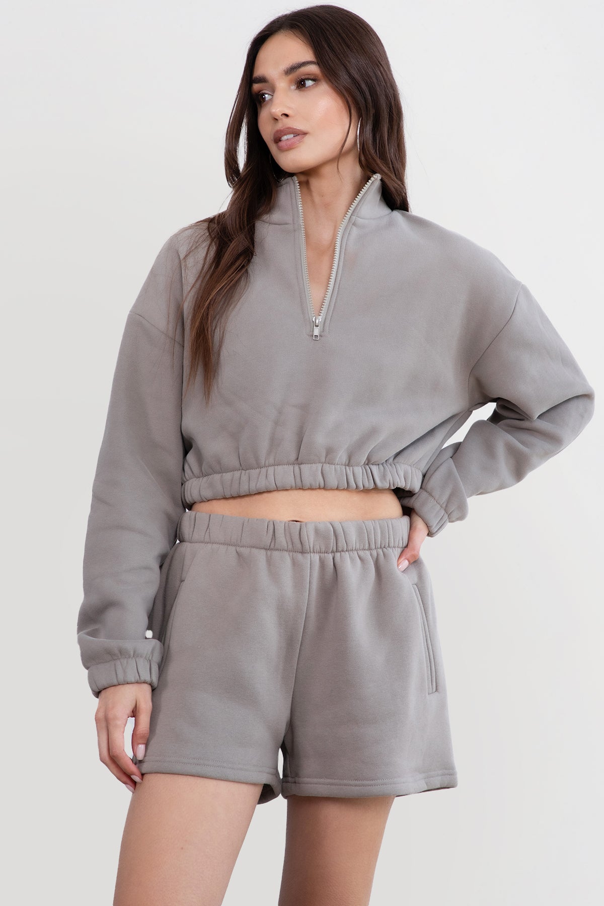 TIC TOC  Gray cropped zip-up sweater, semi-loose fit, with elastic hems.