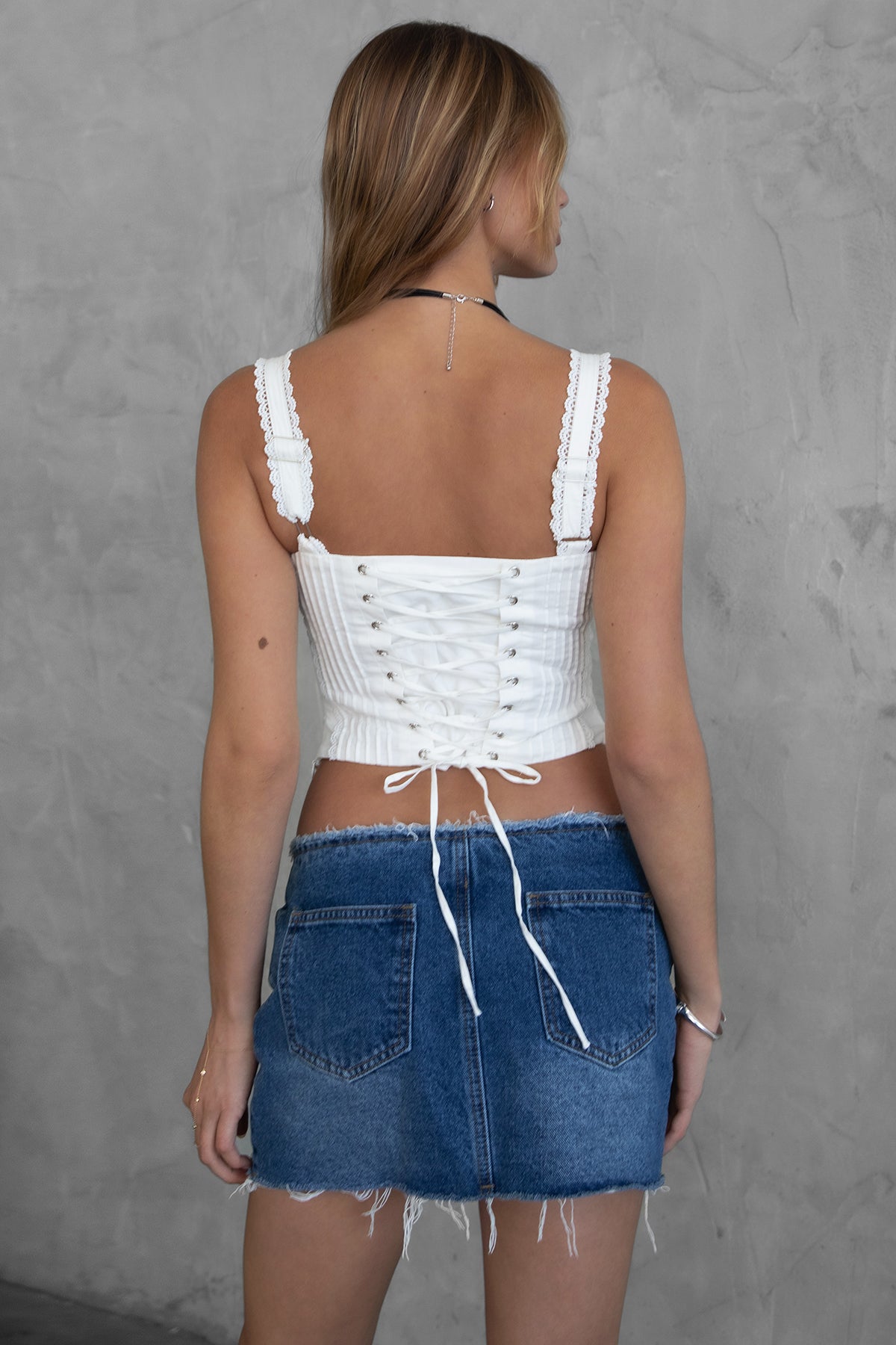 TIC TOC TILLA white poplin milkmaid corset top with lace details and cinched bust