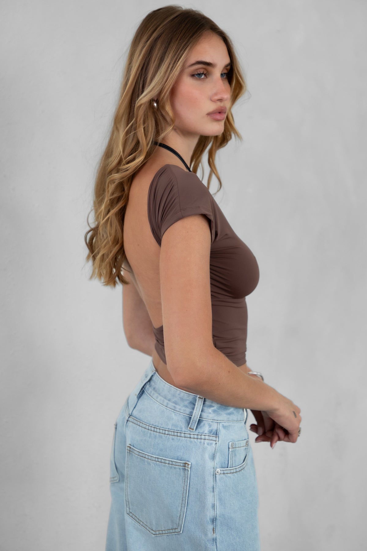 TIC TOC KENDALL short sleeve top with open back detail in brown