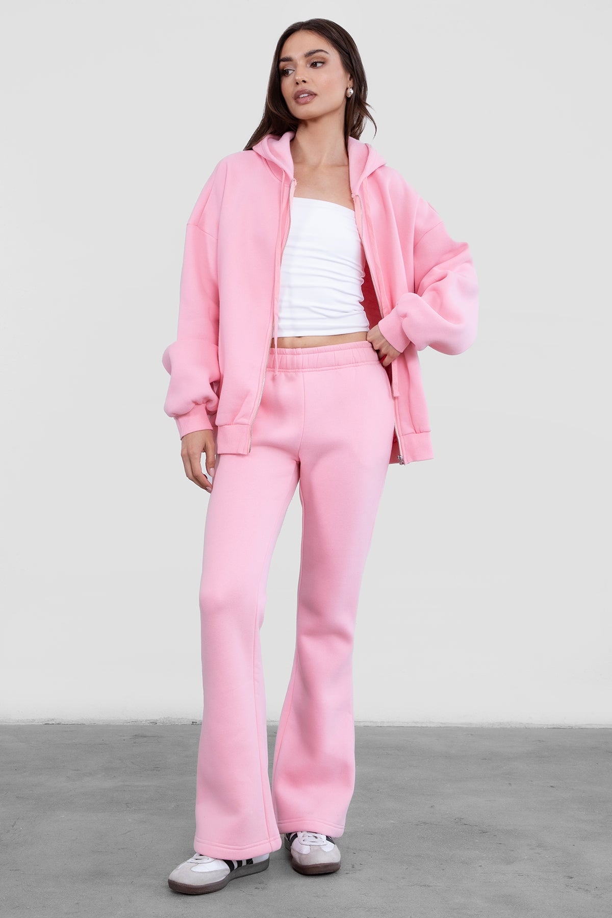 TIC TOC JIYA Essential Fleece Flare Sweat Pants in blush with mid-rise elastic waistband